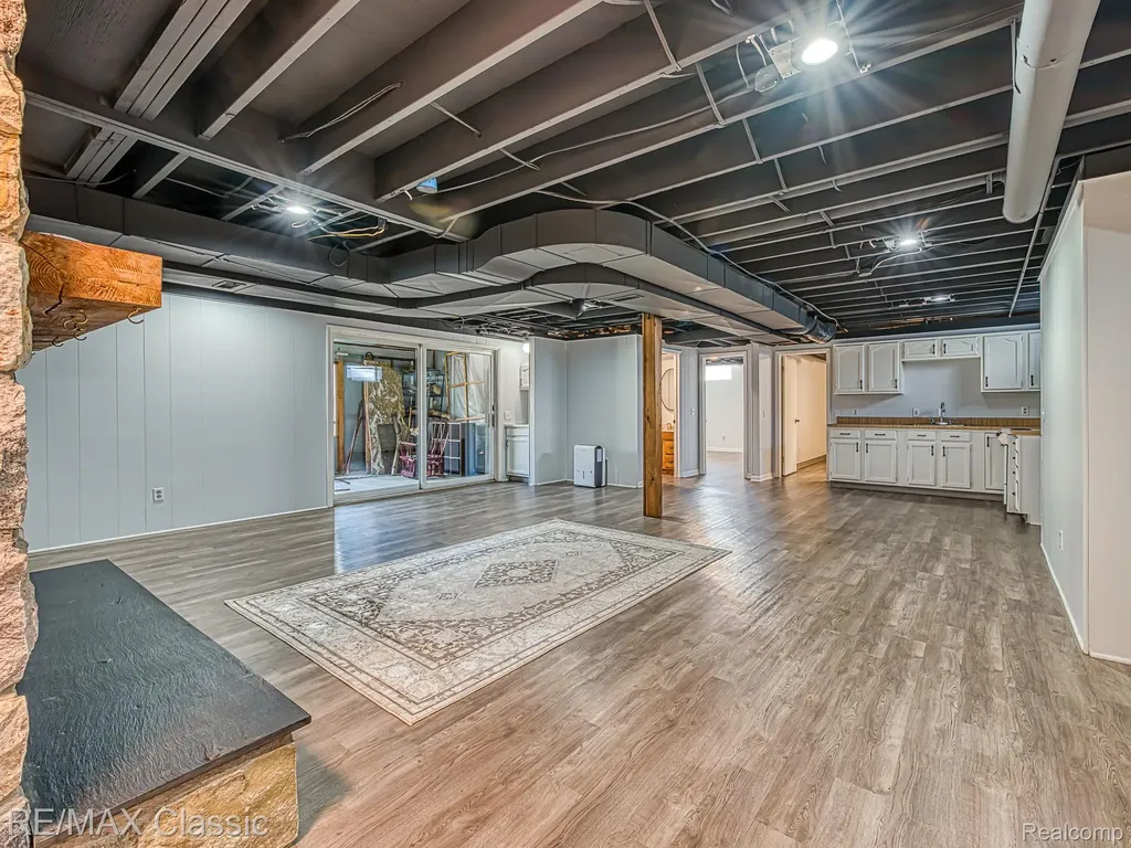 428 E Shore Drive Northfield Township MI 48189