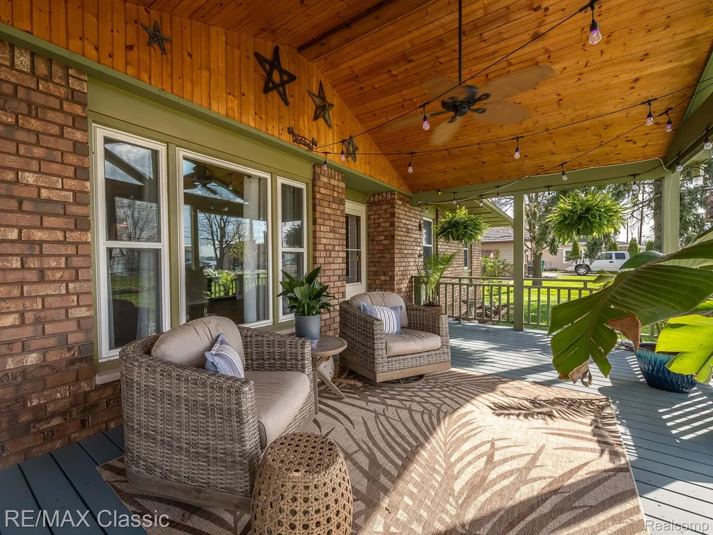 428 E Shore Drive Northfield Township MI 48189