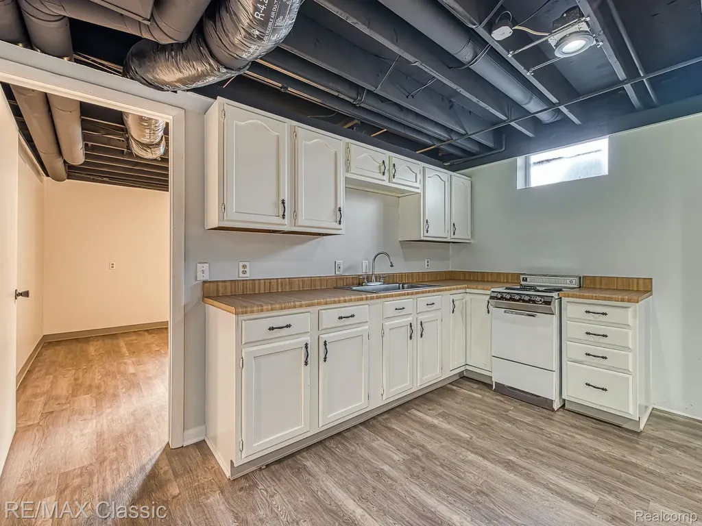 428 E Shore Drive Northfield Township MI 48189