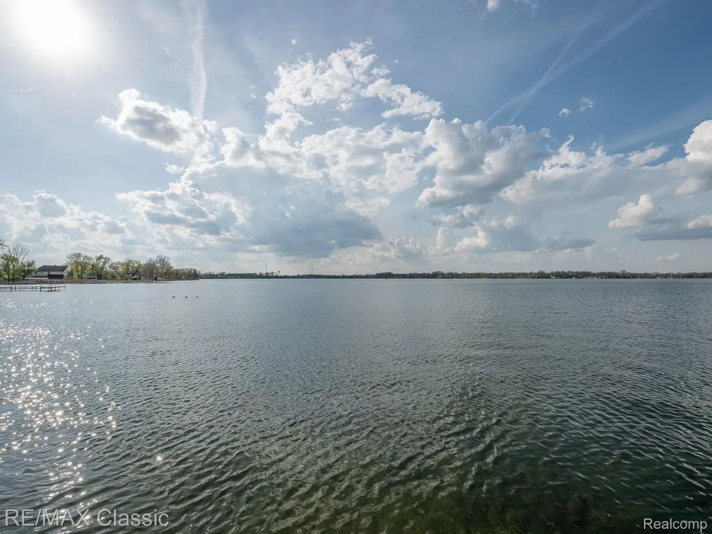 428 E Shore Drive Northfield Township MI 48189