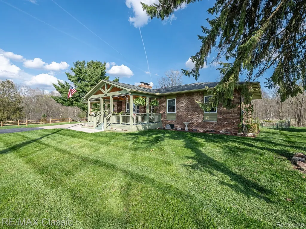 428 E Shore Drive Northfield Township MI 48189