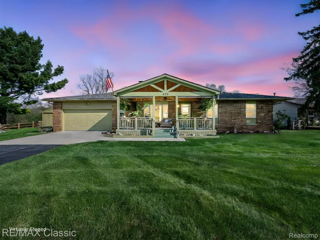 428 E Shore Drive Northfield Township MI 48189