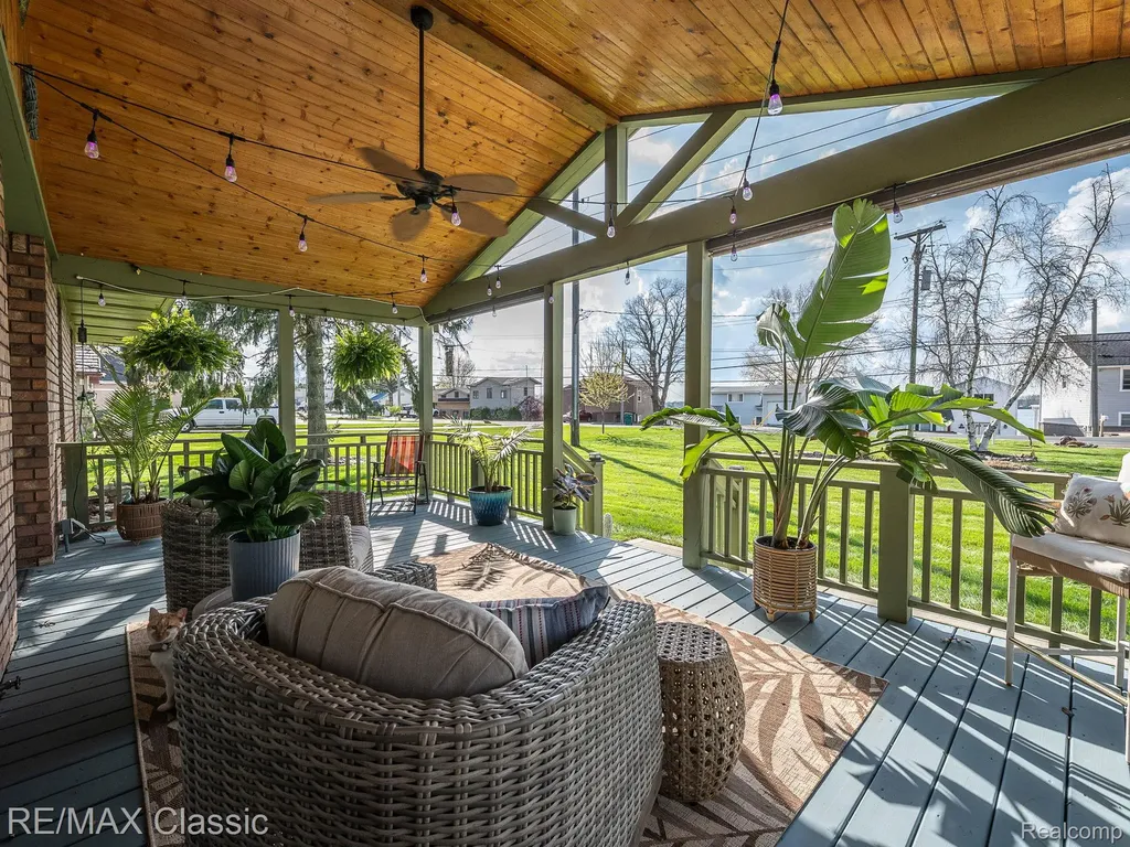 428 E Shore Drive Northfield Township MI 48189