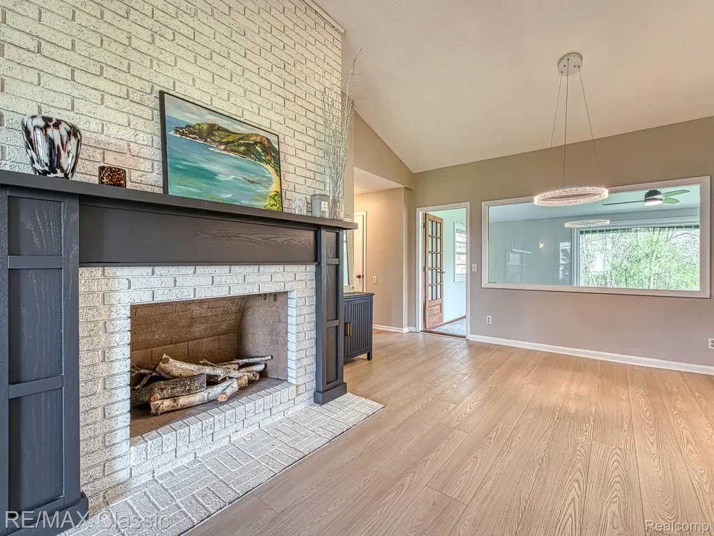 428 E Shore Drive Northfield Township MI 48189