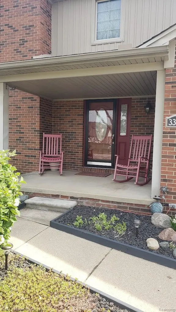 33842 Morningside Fraser City MI 48026