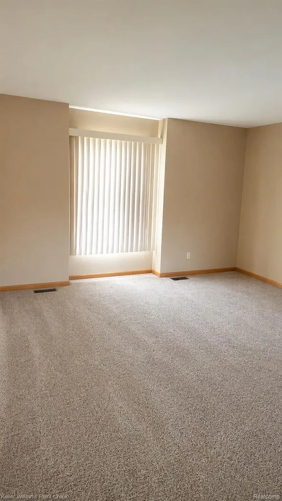 33842 Morningside Fraser City MI 48026