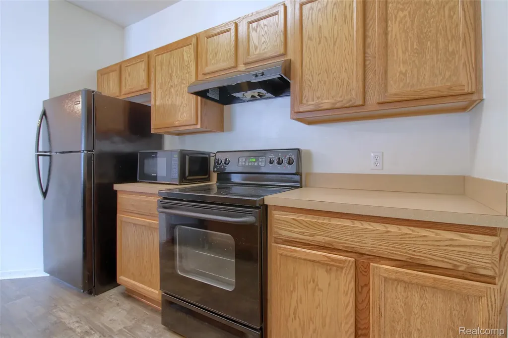 26793 Kirkway Circle Woodhaven City MI 48183
