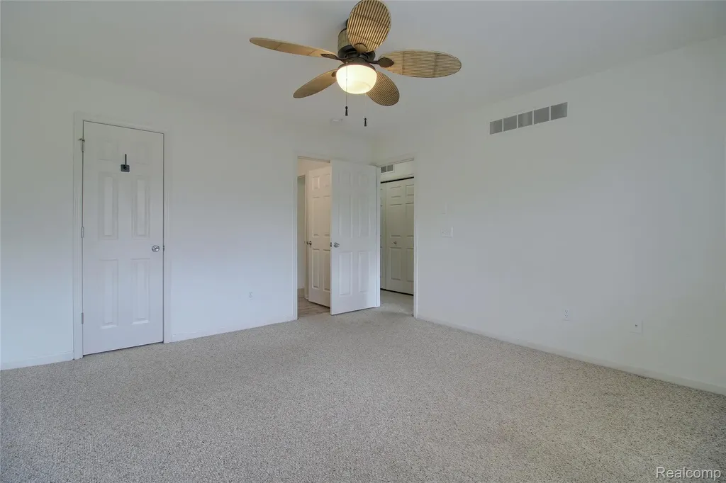 26793 Kirkway Circle Woodhaven City MI 48183