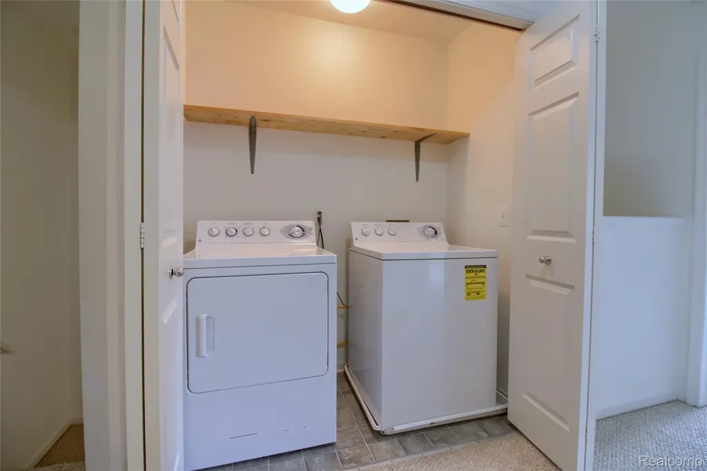 26793 Kirkway Circle Woodhaven City MI 48183