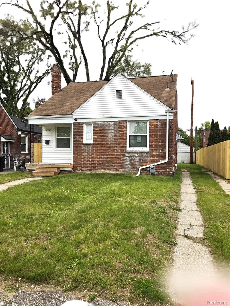 19315 Annchester Road Detroit City MI 48219