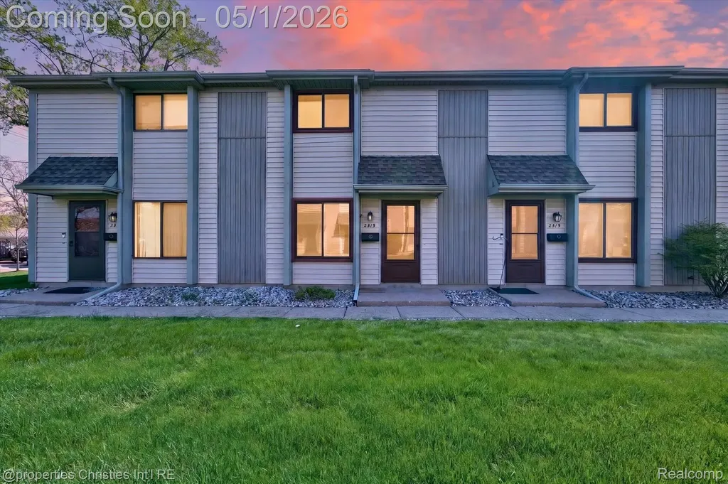2513 Samoset Road Royal Oak City MI 48073