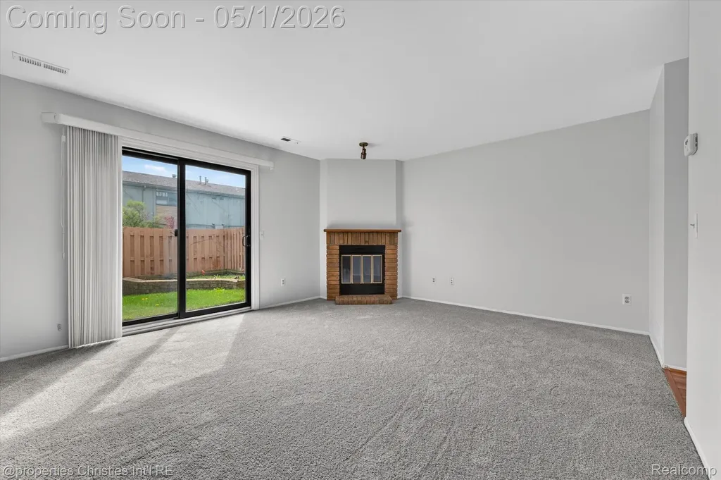 2513 Samoset Road Royal Oak City MI 48073