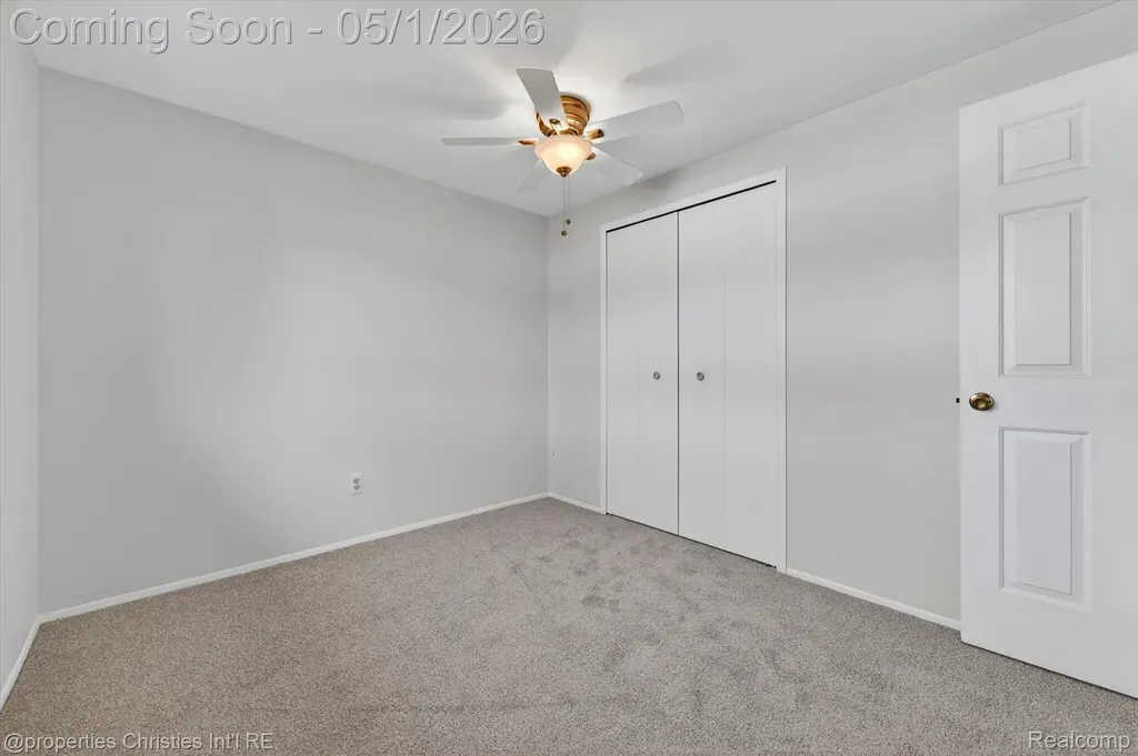2513 Samoset Road Royal Oak City MI 48073