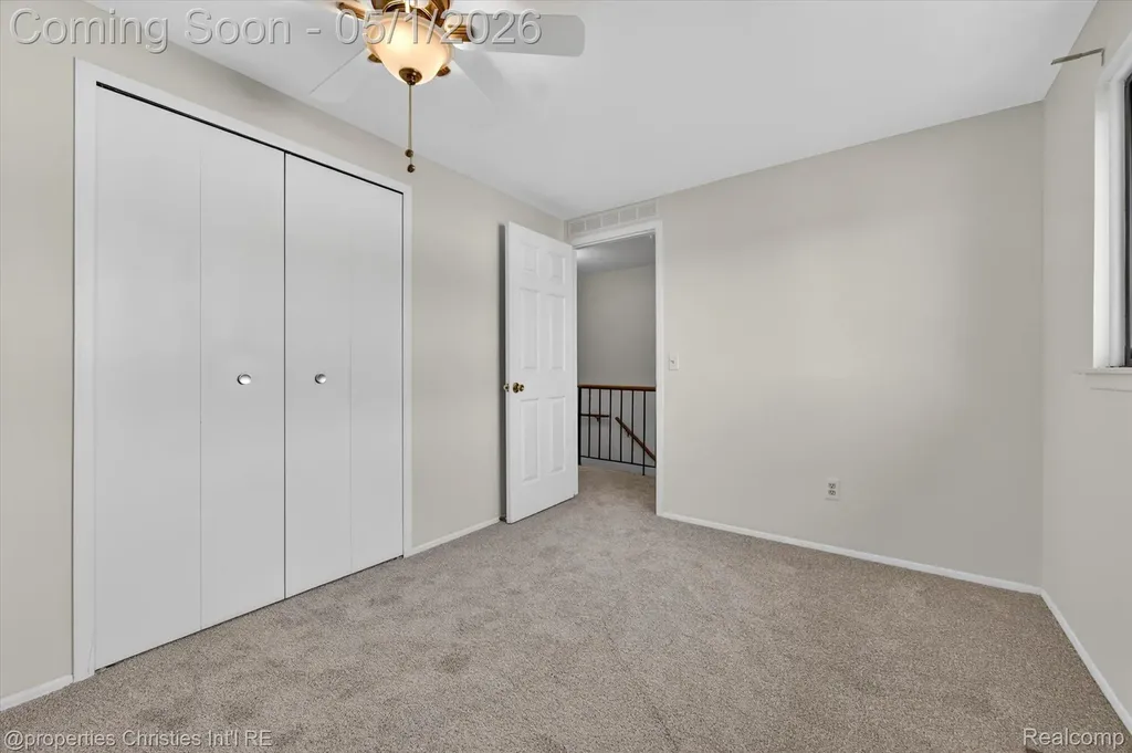 2513 Samoset Road Royal Oak City MI 48073