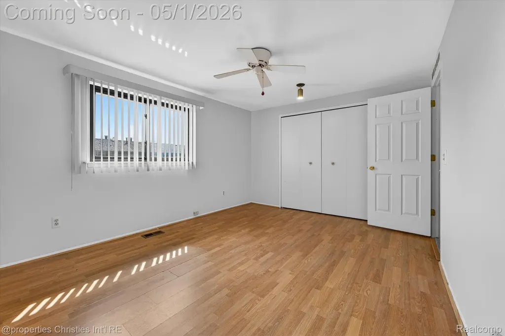 2513 Samoset Road Royal Oak City MI 48073