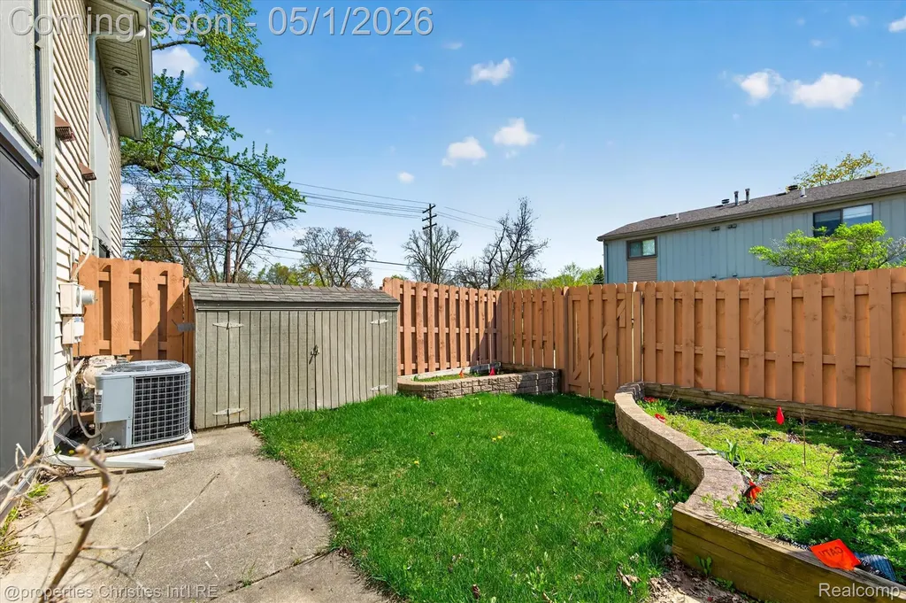 2513 Samoset Road Royal Oak City MI 48073