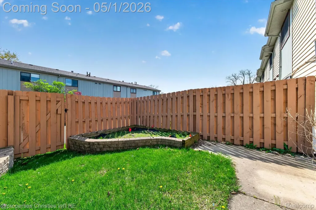 2513 Samoset Road Royal Oak City MI 48073