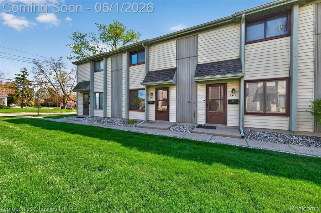 2513 Samoset Road Royal Oak City MI 48073