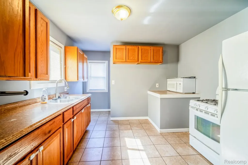 39 W Westfield Street Ecorse City MI 48229