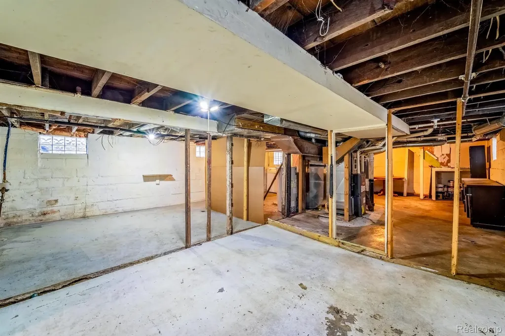 39 W Westfield Street Ecorse City MI 48229