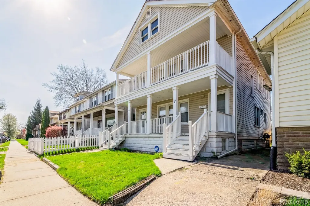 39 W Westfield Street Ecorse City MI 48229