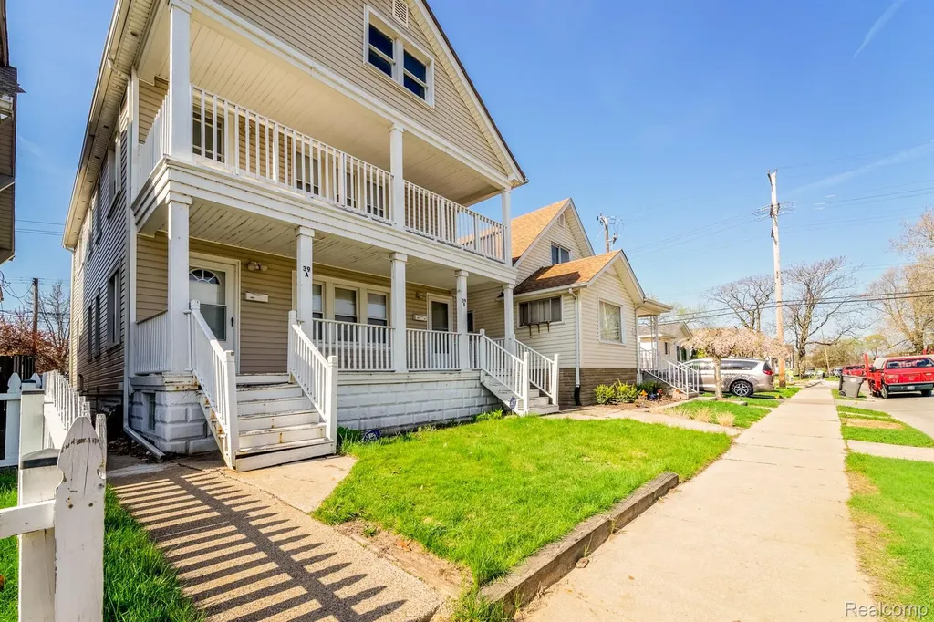 39 W Westfield Street Ecorse City MI 48229