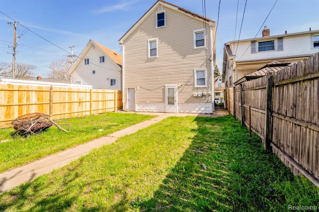39 W Westfield Street Ecorse City MI 48229