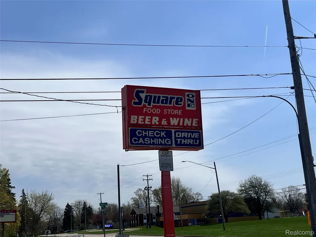 2008 W Coldwater Road Mt. Morris Township MI 48505