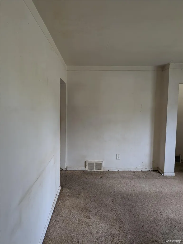 20505 Hamburg Street Detroit City MI 48205