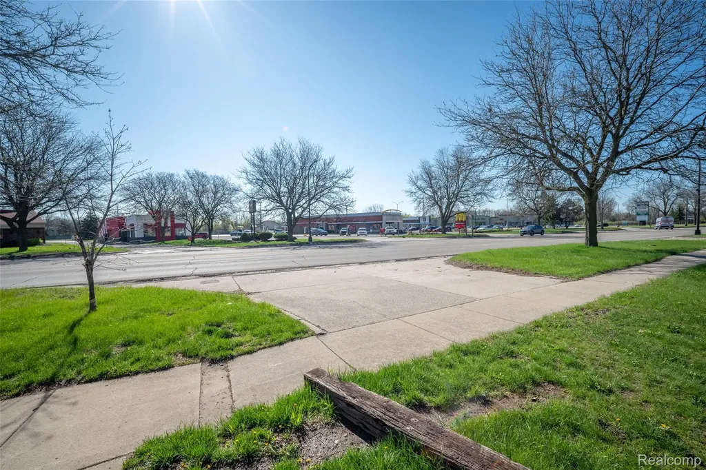 27200 Telegraph Flat Rock City MI 48134