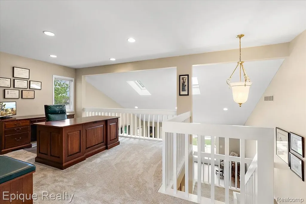 4521 Parnell Drive Waterford Charter Township MI 48346