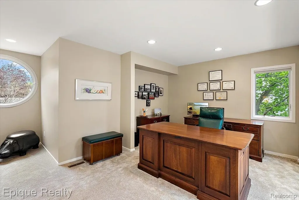4521 Parnell Drive Waterford Charter Township MI 48346