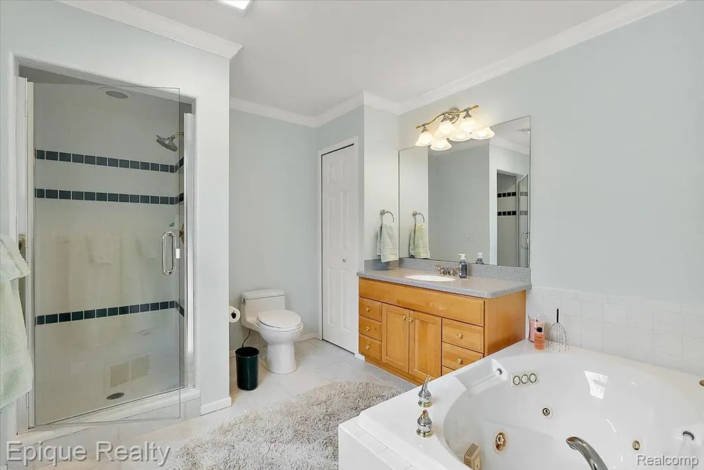 4521 Parnell Drive Waterford Charter Township MI 48346