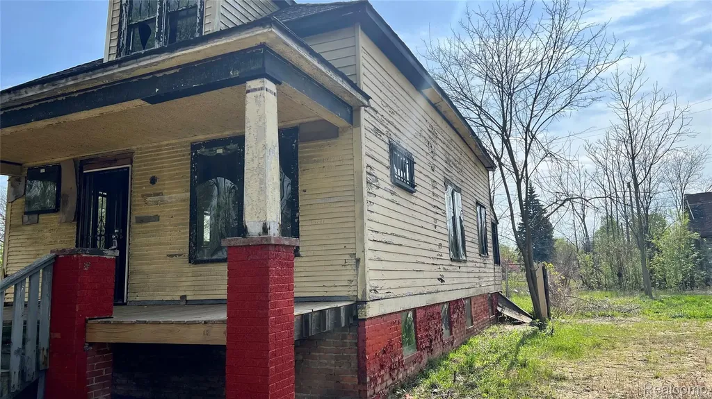 4833 Cooper Street Detroit City MI 48214