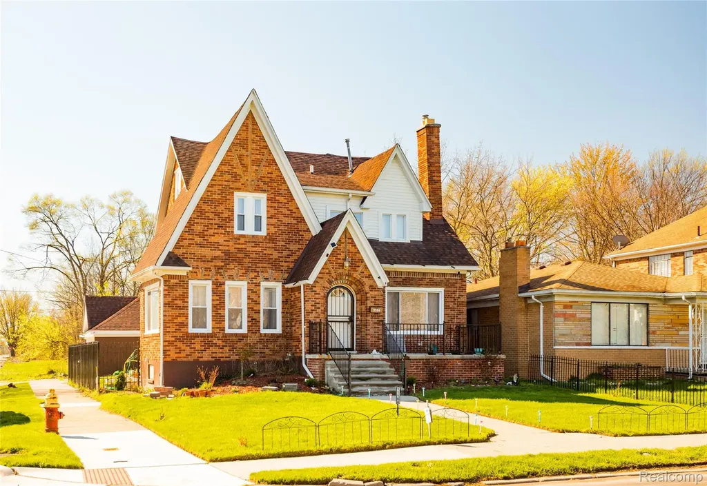 11164 E Outer Drive Detroit City MI 48224