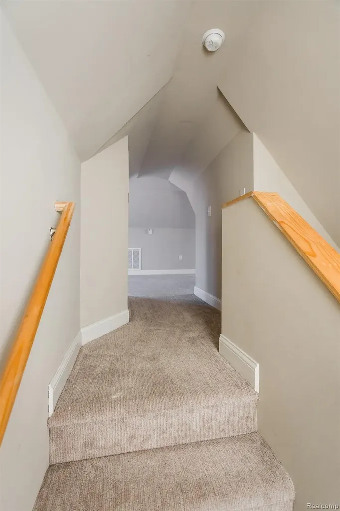 11164 E Outer Drive Detroit City MI 48224