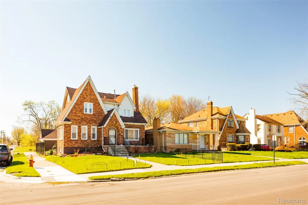 11164 E Outer Drive Detroit City MI 48224