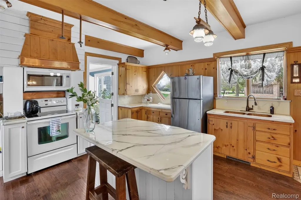 116 E Main Street Forest Township MI 48463