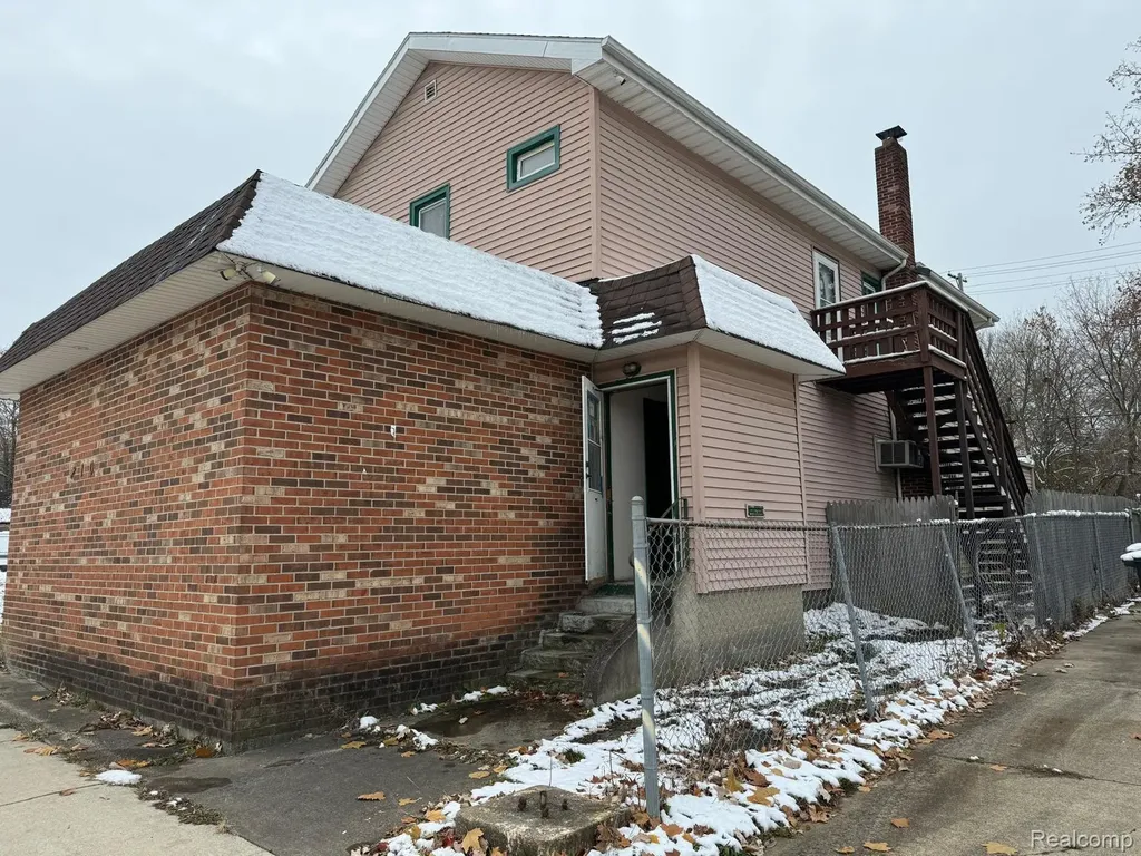 710 S Martin Luther King Jr Drive Jackson City MI 49203
