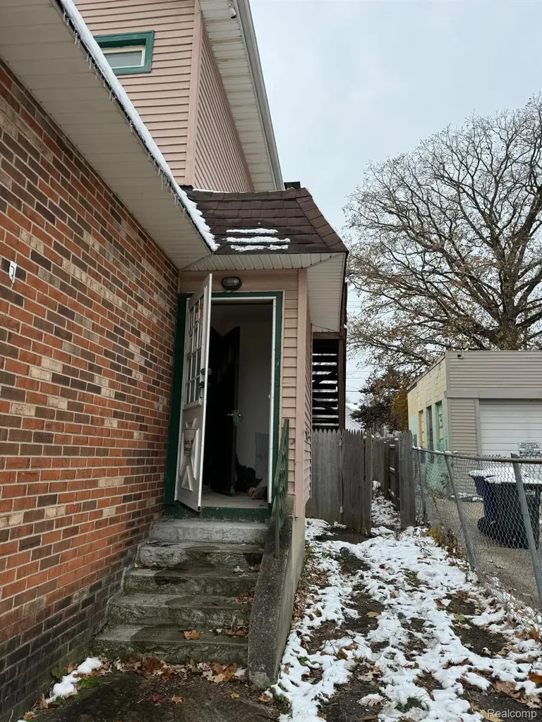 710 S Martin Luther King Jr Drive Jackson City MI 49203