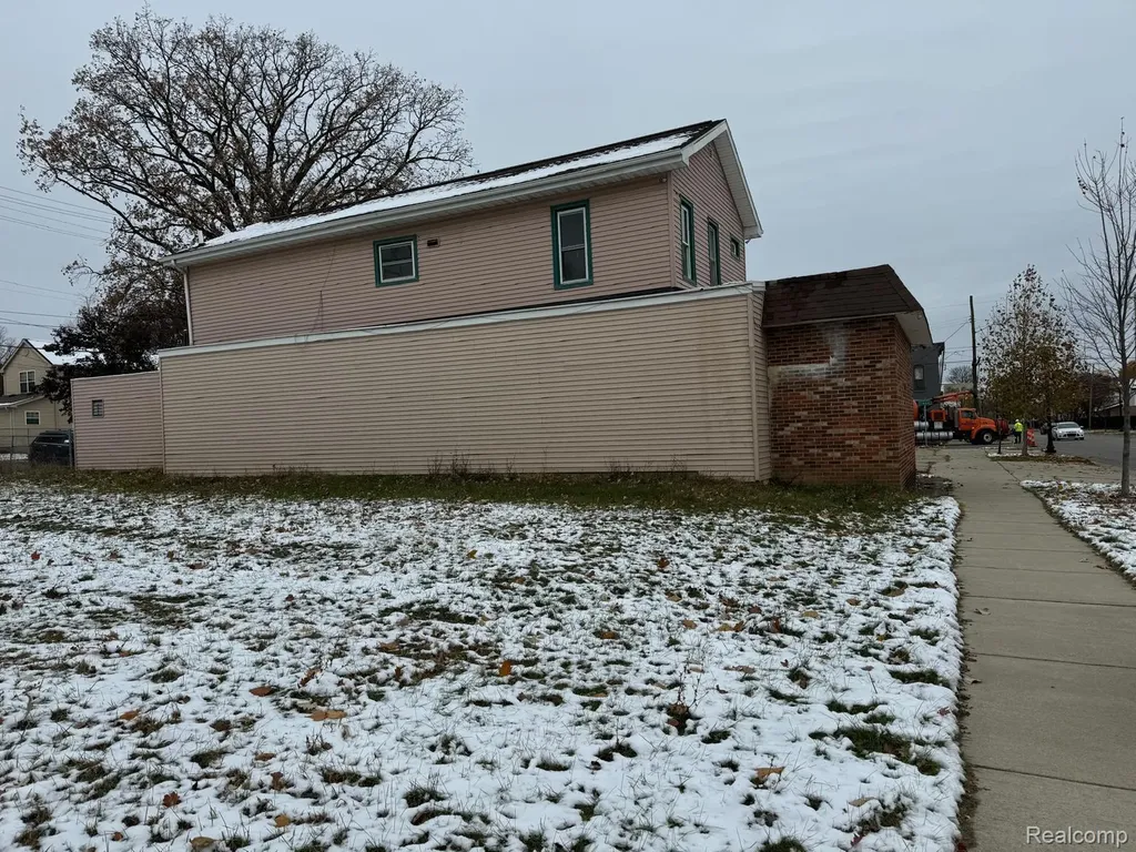 710 S Martin Luther King Jr Drive Jackson City MI 49203