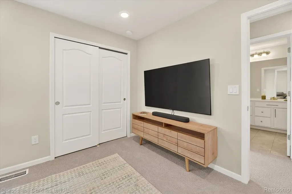 4041 Nottingham Circle Independence Charter Township MI 48346