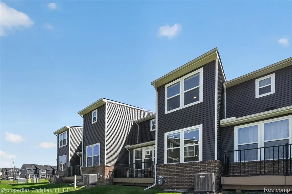 4041 Nottingham Circle Independence Charter Township MI 48346