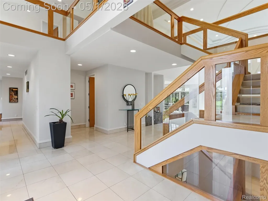 8390 Warwick Groves Court Grand Blanc Charter Township MI 48439