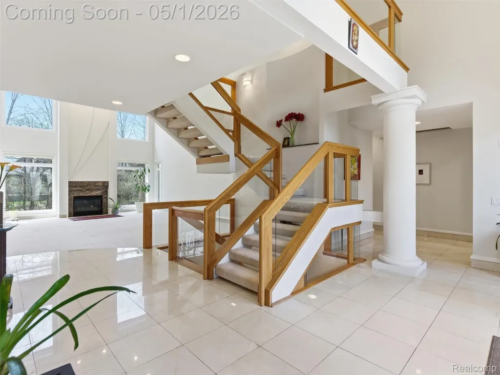8390 Warwick Groves Court Grand Blanc Charter Township MI 48439