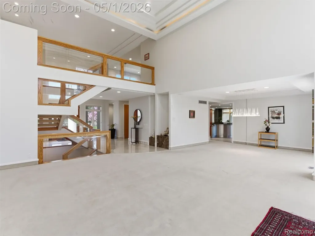8390 Warwick Groves Court Grand Blanc Charter Township MI 48439