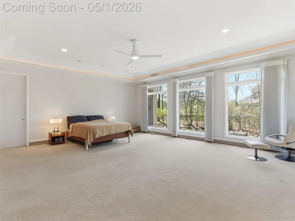 8390 Warwick Groves Court Grand Blanc Charter Township MI 48439