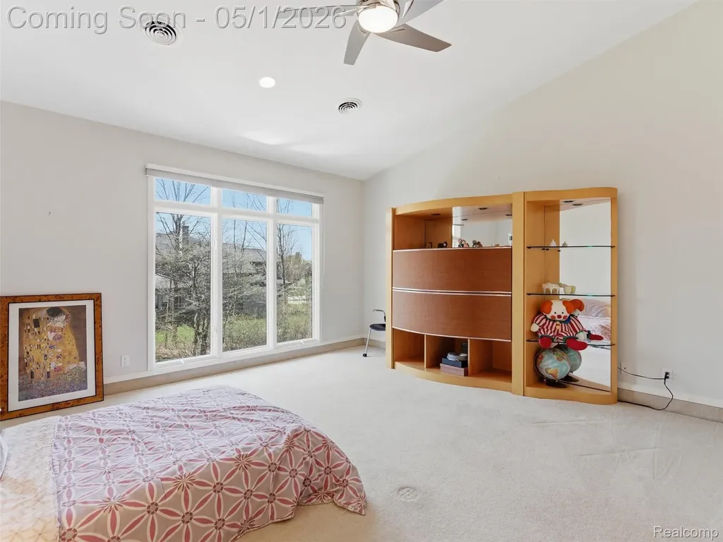 8390 Warwick Groves Court Grand Blanc Charter Township MI 48439