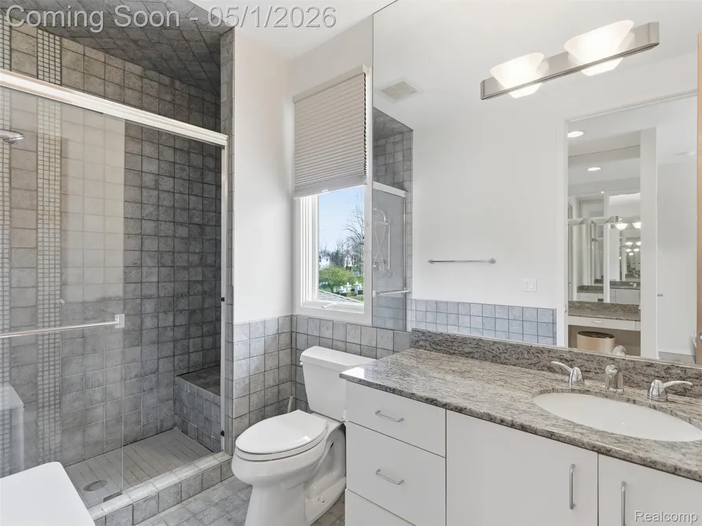 8390 Warwick Groves Court Grand Blanc Charter Township MI 48439