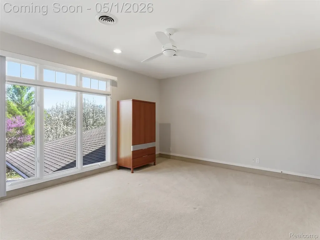 8390 Warwick Groves Court Grand Blanc Charter Township MI 48439